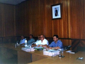 Charla Comipyme a comerciantes para que acudan a la manifestación